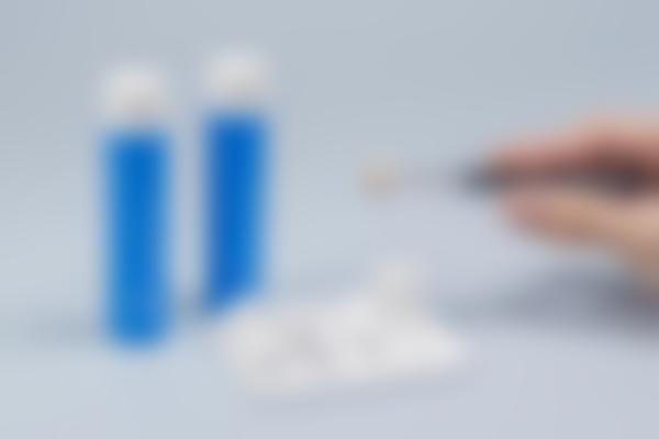 青岛牙齿美白价格表，含冷光美白和牙齿贴面费用及区别