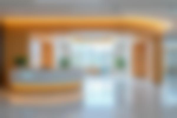 美白牙到底选哪种好？冷光美白和牙齿贴面谁更适合你？