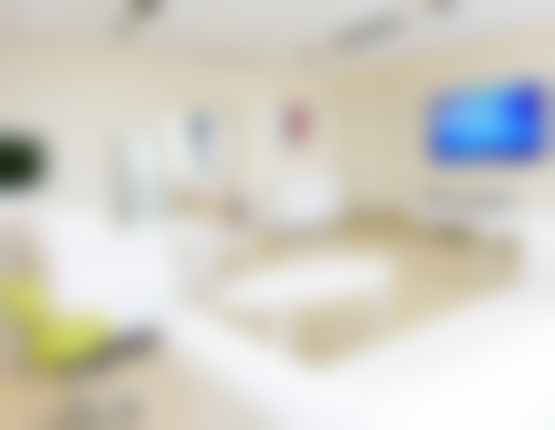 深圳美莱口腔门诊部廖定亮资质查询：中华口腔医学会会员，10余年三甲临床经验揭秘