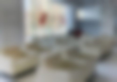 歪牙影响涂口红和自拍？白皮书口腔王卓华医生不拔牙矫正让我自信秀自拍 