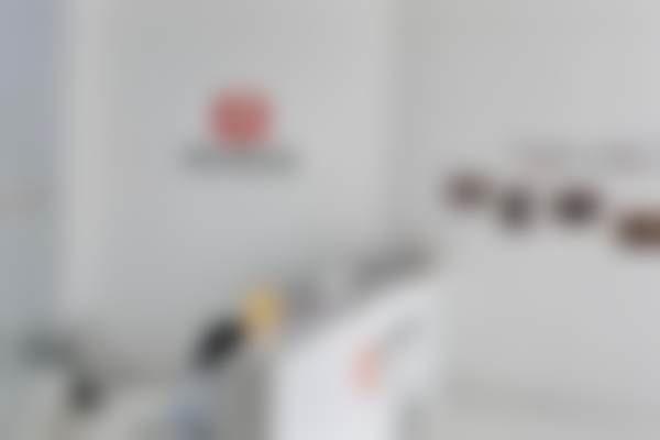 郑州白皮书口腔医院李世龙的技术好不好？高好评医院+强劲团队实力或能给你答案 