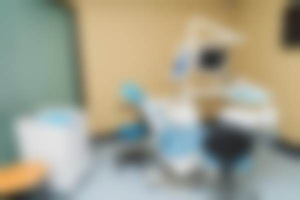 三、长沙明雅口腔门诊部（国金店）医生介绍