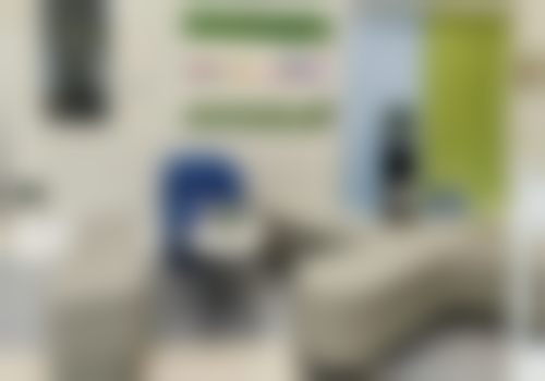 上海柠盟眼科门诊部候诊区