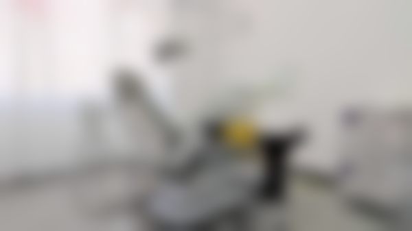 云南昆明长鹏口腔门诊部(拓东路店)云南长鹏口腔拓东路口腔诊所