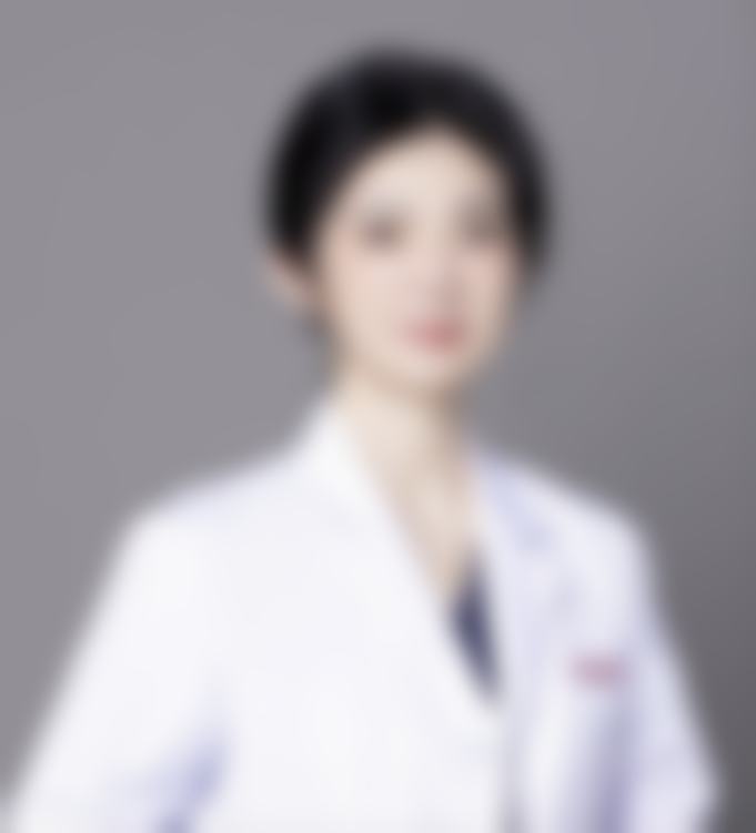 何玉文